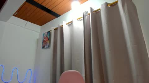 Mariangel online show from March 4, 8:59 pm