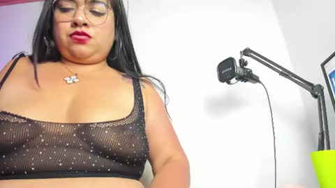 Snapshot of marianiitaa chatting on July 7, 6:47 am marianiitaa online show from July 7, 6:47 am