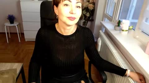marianika online show from December 3, 9:55 am