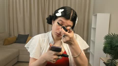 Snapshot of marianmollberg chatting on May 21, 6:15 pm Marian online show from May 21, 6:15 pm