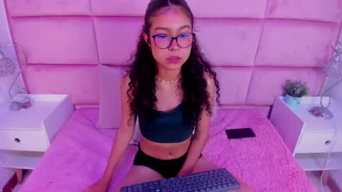 marianna_ray_ online show from February 13, 12:32 pm