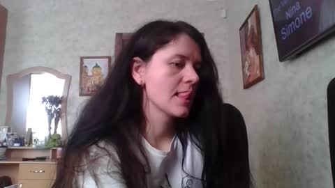 Snapshot of mariannasi chatting on February 1, 10:47 am Nina Kiss online show from February 1, 10:47 am