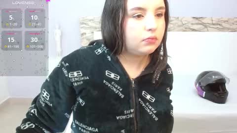 mariatayler1 online show from January 5, 7:39 pm