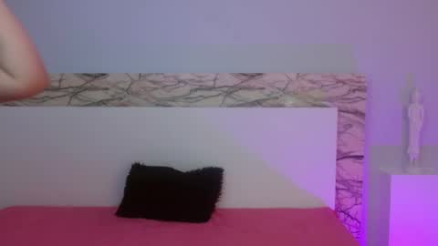 mariatayler1 online show from March 9, 7:37 pm