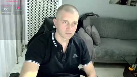 Snapshot of maribor5879 chatting on June 15, 9:06 pm maribor5879 online show from June 15, 9:06 pm