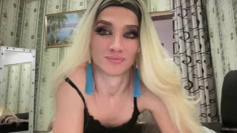 Mari online show from February 6, 3:31 pm