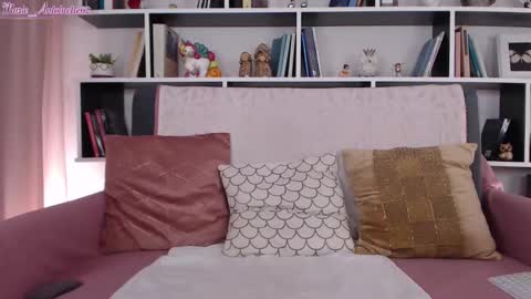Snapshot of marie_antoinette62 chatting on February 4, 3:47 pm Maria online show from February 4, 3:47 pm