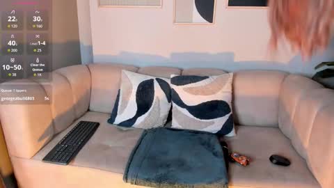 marie_bass online show from October 18, 1:01 pm