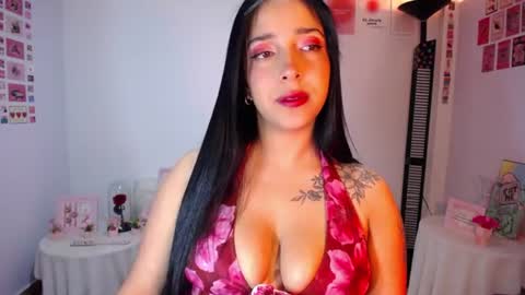 Nicolle online show from July 31, 2:55 am