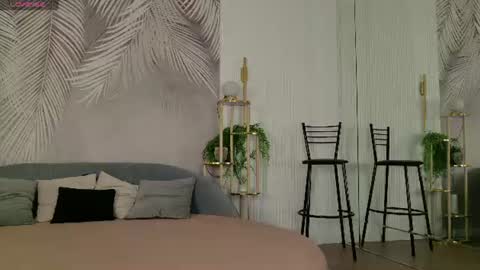 Marie LEAVE YOUR  WITH ME online show from June 29, 5:03 am