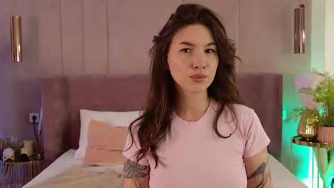 Marie LEAVE YOUR  WITH ME online show from July 4, 6:36 pm