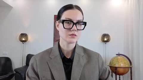Snapshot of marie_fitch chatting on May 2, 2:05 am Marie Fitch online show from May 2, 2:05 am