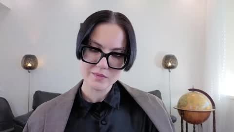 Snapshot of marie_fitch chatting on June 5, 3:35 am Marie Fitch online show from June 5, 3:35 am