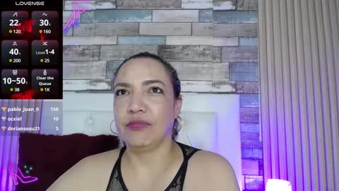 marie_hss online show from December 15, 7:46 am