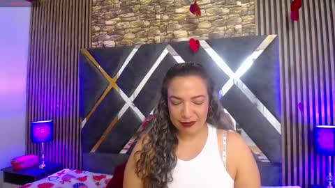 marie_hss online show from February 11, 9:03 pm
