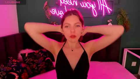 Mary 3 online show from February 20, 1:36 am