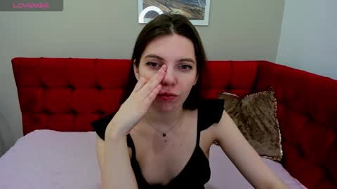 Mary 3 online show from January 14, 2:06 am