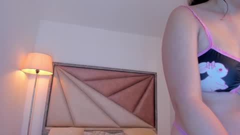 Snapshot of marieetaylor chatting on November 22, 12:04 pm Mariee online show from November 22, 12:04 pm