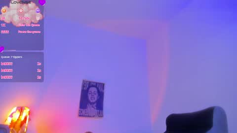 Mariee online show from June 8, 1:28 am