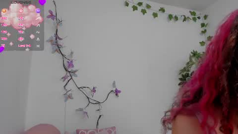 Mariee online show from July 9, 8:02 pm