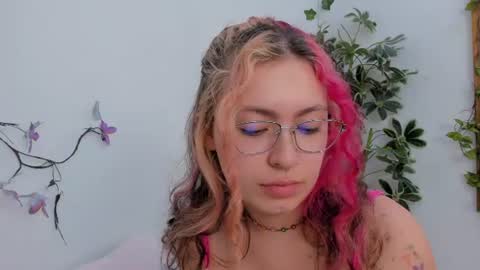 Mariee online show from July 13, 6:22 pm