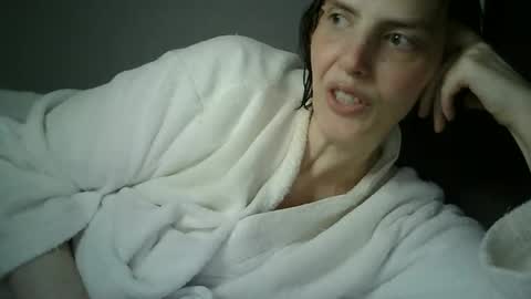 Snapshot of mariejojo chatting on November 17, 1:50 pm Mariejojo online show from November 17, 1:50 pm