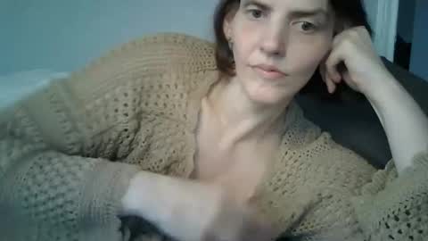 Snapshot of mariejojo chatting on November 22, 4:50 pm Mariejojo online show from November 22, 4:50 pm