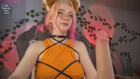 Mariel Gold online show from October 6, 5:38 am