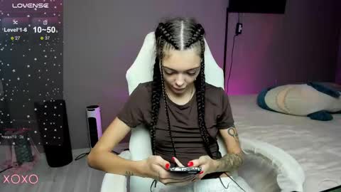 Maria  online show from October 31, 10:16 am