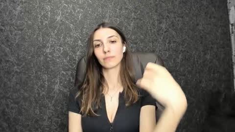 marielleanker online show from September 29, 4:06 am