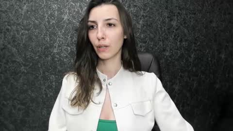 marielleanker online show from December 2, 1:55 am