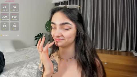 Snapshot of mariena_ chatting on March 20, 1:27 pm Mia online show from March 20, 1:27 pm