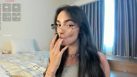 Snapshot of mariena_ chatting on March 26, 2:06 am Mia online show from March 26, 2:06 am