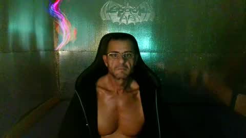 Snapshot of mariettee chatting on June 4, 11:27 am Djpegasus online show from June 4, 11:27 am