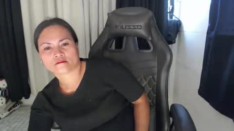 marievie online show from February 3, 6:40 am