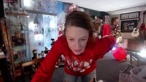 Marie Ann Waters online show from December 14, 5:51 am