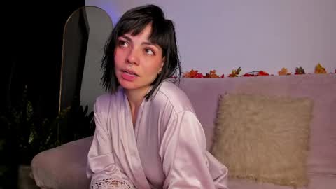 Amelie online show from June 7, 6:17 am