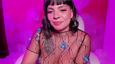 Amelie online show from July 30, 2:32 am