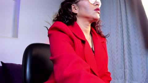 mariia_paulaa online show from March 27, 5:13 am