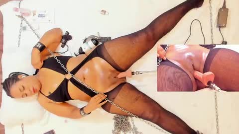 mariiaam_ online show from June 5, 12:33 pm