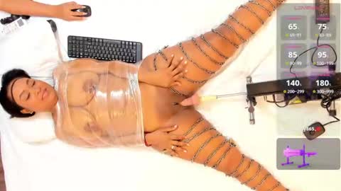 mariiaam_ online show from July 16, 12:22 pm