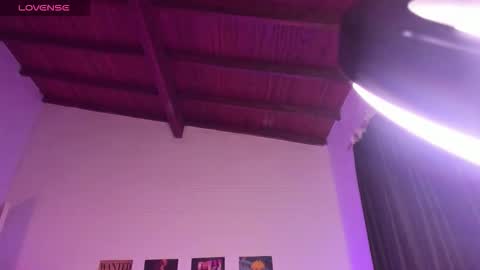 Mariana Hasper online show from October 11, 7:51 am