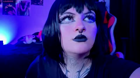 Snapshot of mariiana_velezz chatting on October 23, 1:05 am mariiana_velezz online show from October 23, 1:05 am