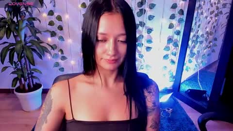 Snapshot of mariianadiaz1_ chatting on January 2, 5:50 pm Maryyy online show from January 2, 5:50 pm
