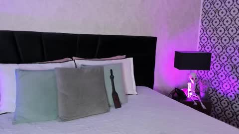 Snapshot of mariianna_lopez_ chatting on November 8, 5:01 pm Mariana online show from November 8, 5:01 pm