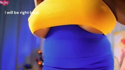 Snapshot of mariicha chatting on February 17, 6:54 am Nikita - Scroll down and read my bio please. New Pictures in Bio online show from February 17, 6:54 am