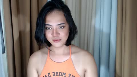 Snapshot of marikosue01 chatting on March 5, 5:31 pm marikosue online show from March 5, 5:31 pm