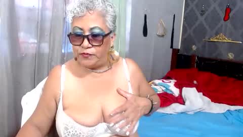 Snapshot of marilincarolina chatting on April 19, 8:33 pm Marilin carolina online show from April 19, 8:33 pm