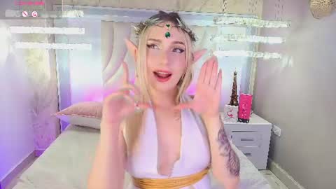 Mariluu  online show from June 16, 2:41 pm