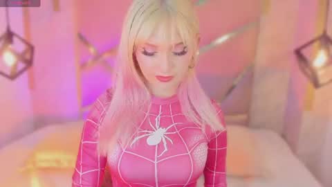 Snapshot of mariluu_ chatting on August 3, 3:27 pm Mariluu online show from August 3, 3:27 pm